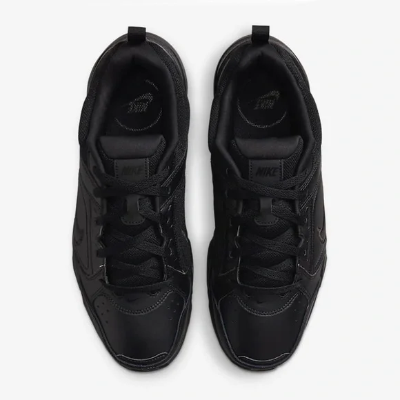 NEW IN BOX Nike Defy All Day Men's Training With Traction Shoes Multiple Sizes - Picture 4 of 8